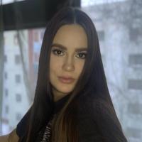 Полина