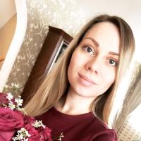 Оля