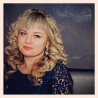 Елена Каканова