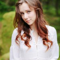 Полина