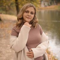 Полина