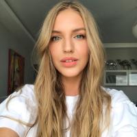 Алина