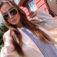 Аня