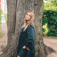 Полина