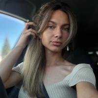 Оля