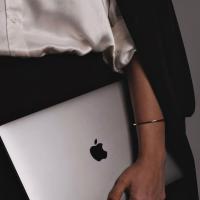 angel’s mom🧚🏻