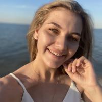 Полина