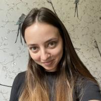 Полина