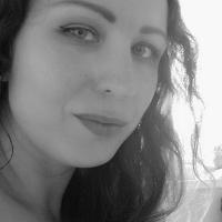 Лена Жу