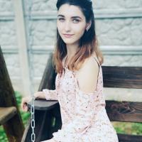 Аня