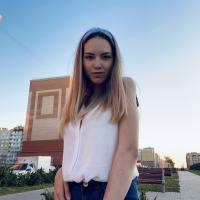 Аня