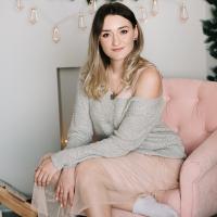 Полина