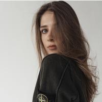 Полина