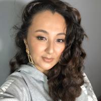 Айнура