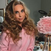 Алёна Пожарова