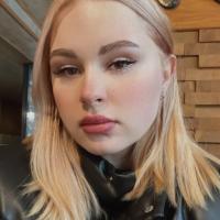 Ангелина Скуратович 