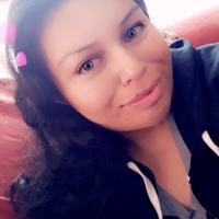 Betty Flores 