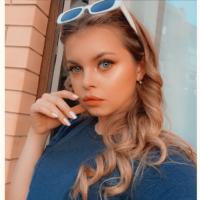 Полина