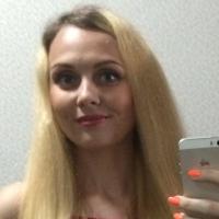Анна Сим