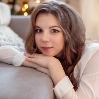 Полина