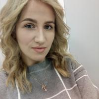 Аліна Ковтуненко 