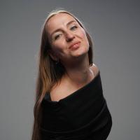 Лена Комаровская 
