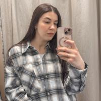 Оля