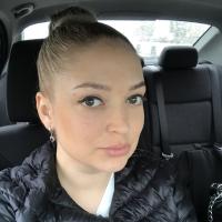 Аня