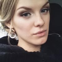 Аня