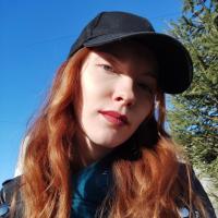 Полина