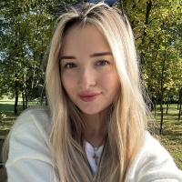 Полина