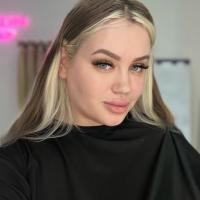 Аня