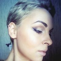 Полина