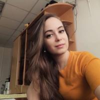 Полина