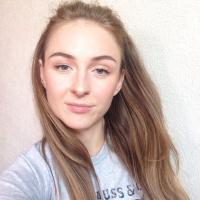 Полина