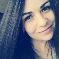 Анна Глухова