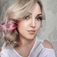 Яна Насонова