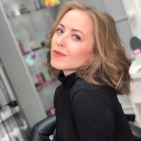 Анна Литвинова