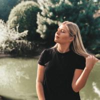 алина