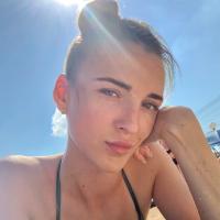 Julianna bb