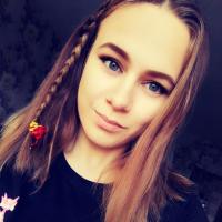 Оленька