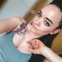 Александра Жирова