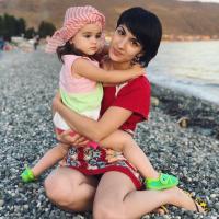 eynara_and_arina