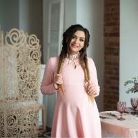 Арина Попова