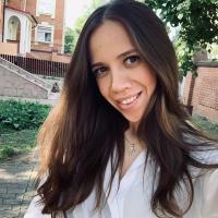 Полина