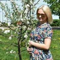 Алена Устинова