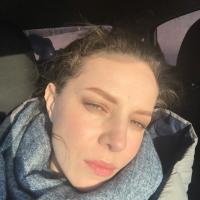 😘