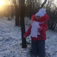 Оля