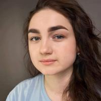 Полина