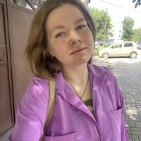 Оля